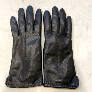 Grandoe Black Leather Women’s Fur-lined Gloves Mint Condition